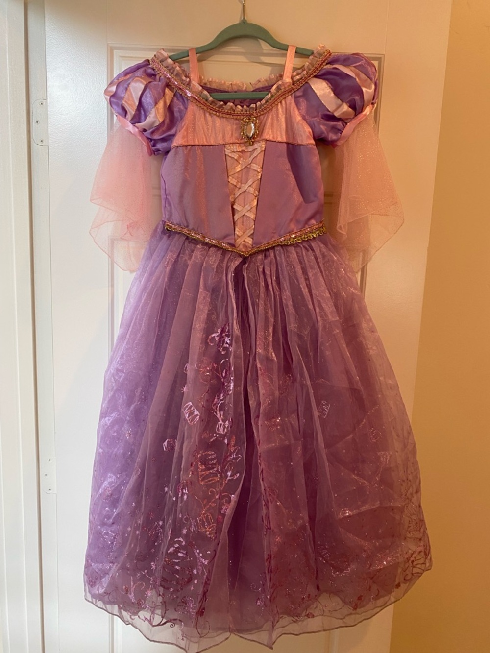 Disney Rapunzel dress size 7/8